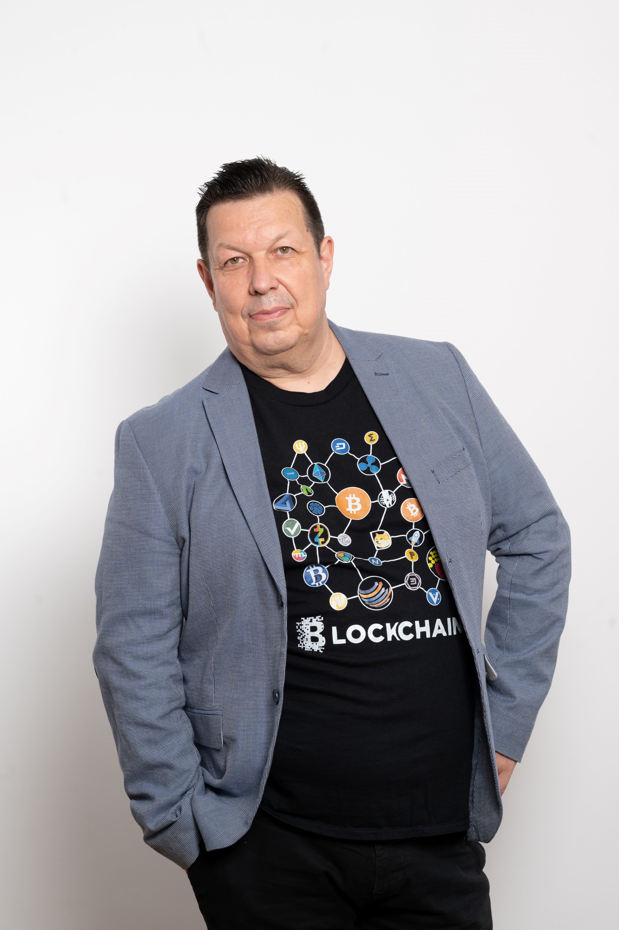 Blockchain global educator