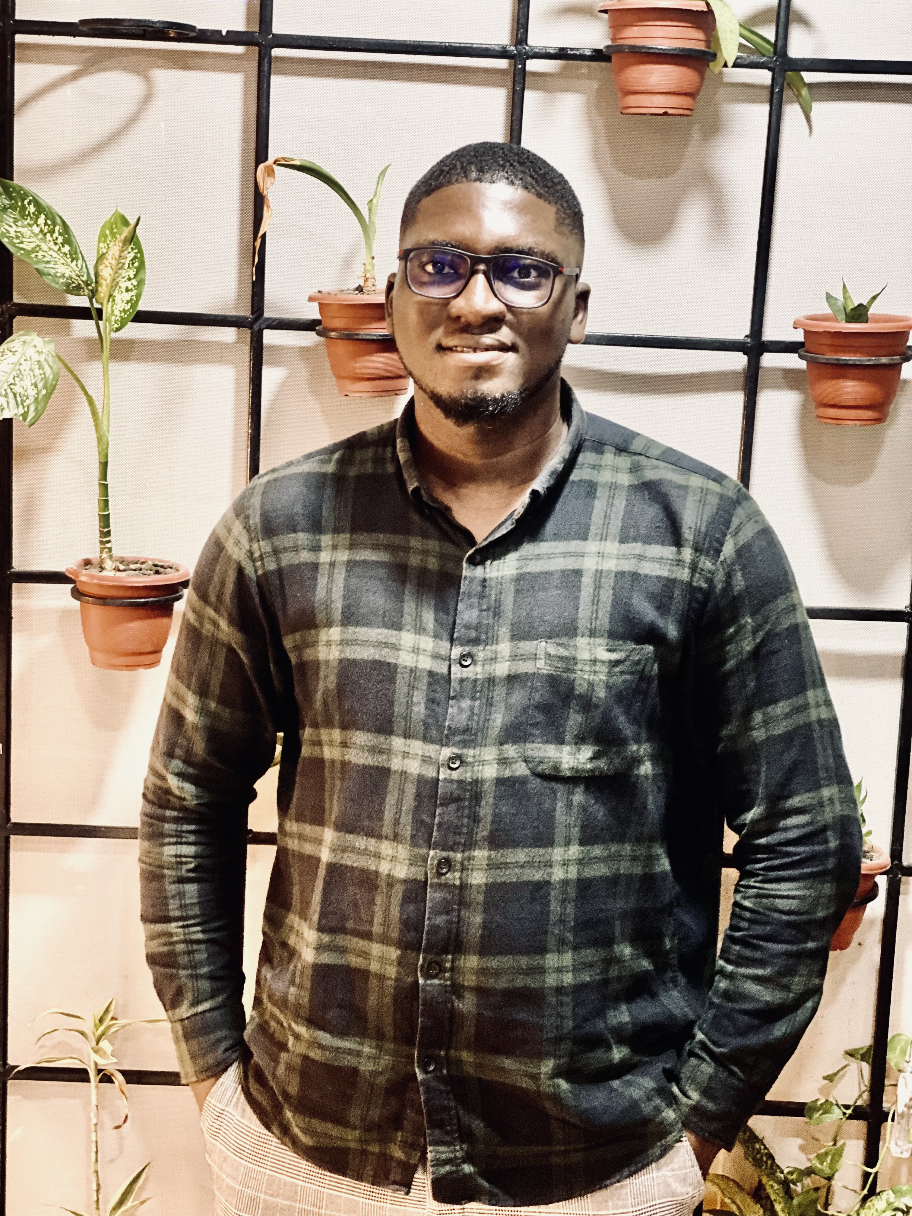 Ui UX designer | community moderator | web3 user | Marketing | Helping business achieve their goals