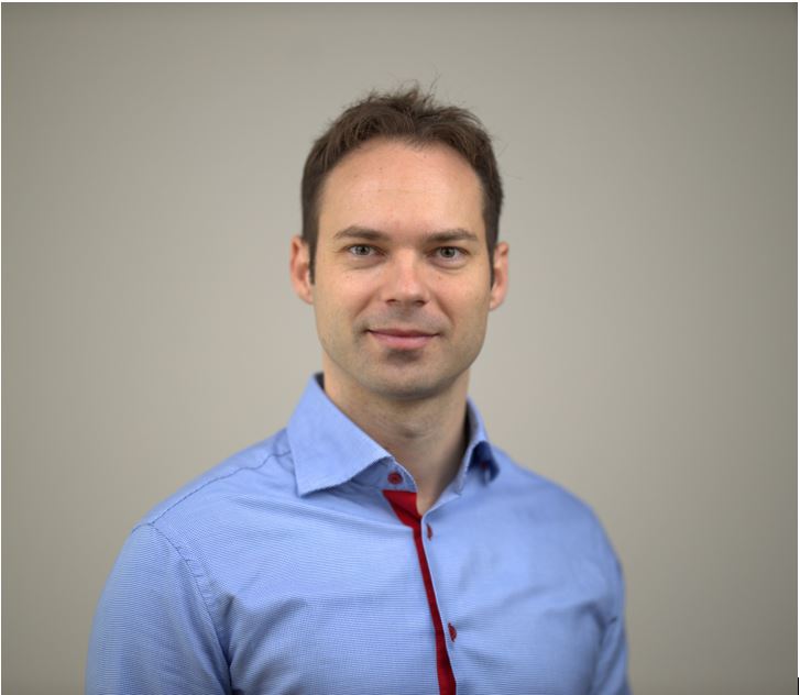 Cryptocurrency Analyst