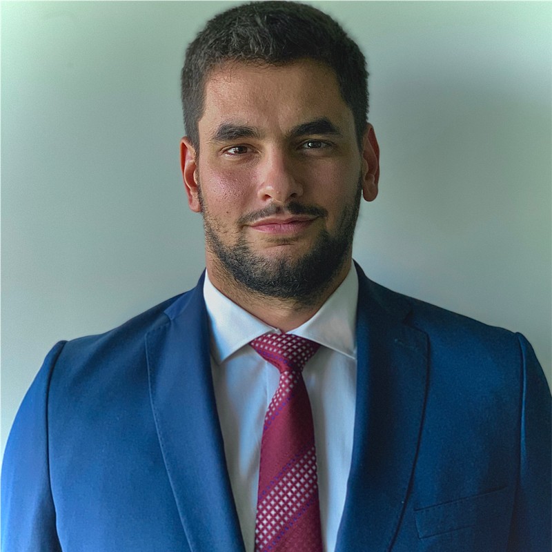 Strategy & Fundraise Advisor