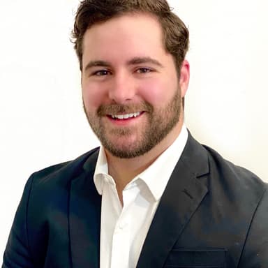 Chief Operating Officer & Cofounder - COO @ Crypto Data Analytics startup