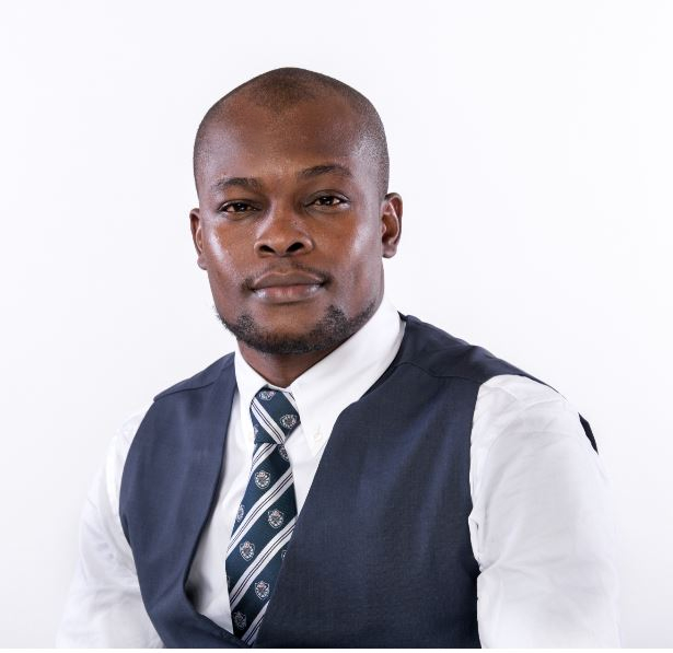Community Manager & Analyst