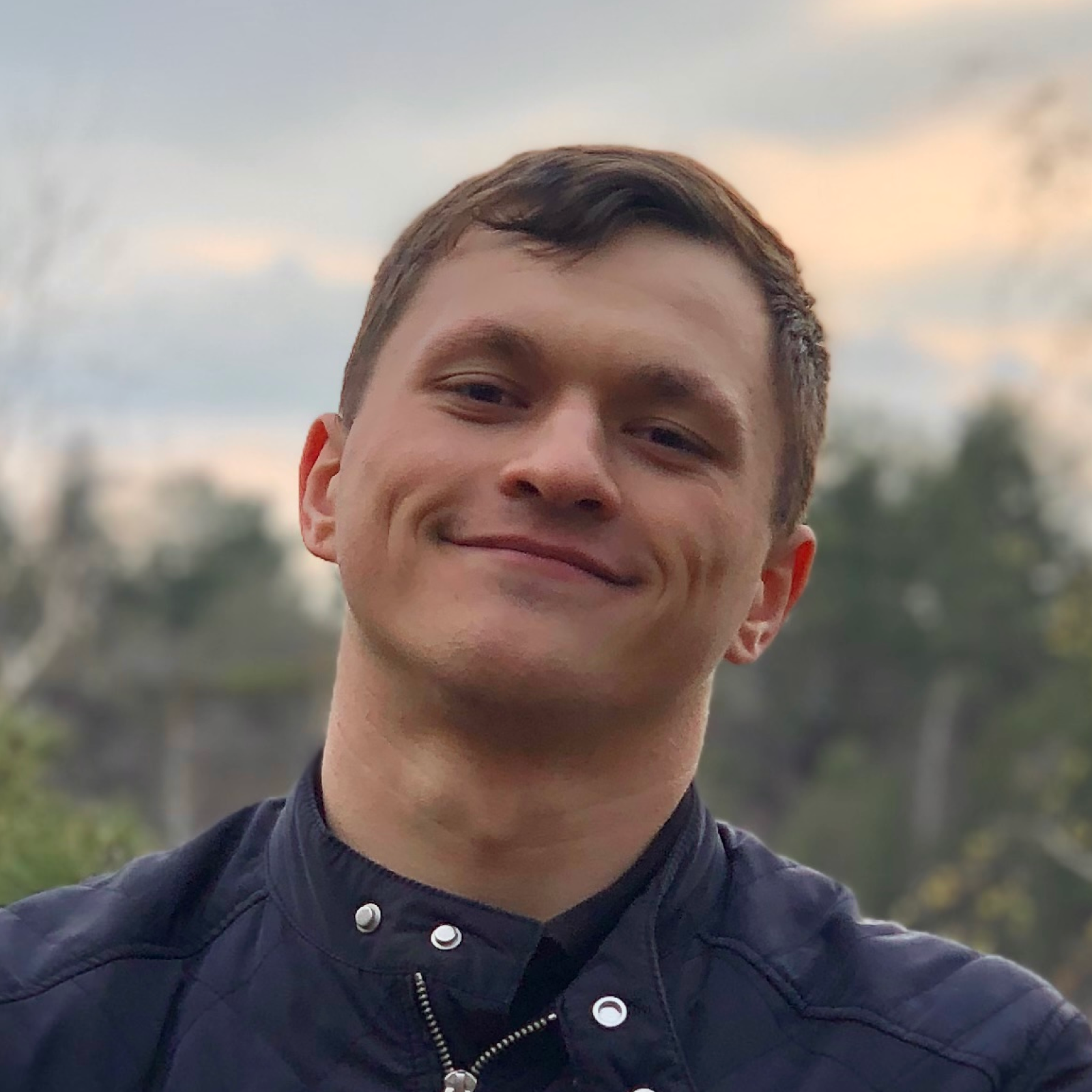 Senior UI/UX Designer