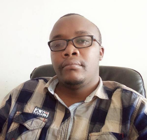 Experienced customer service professional