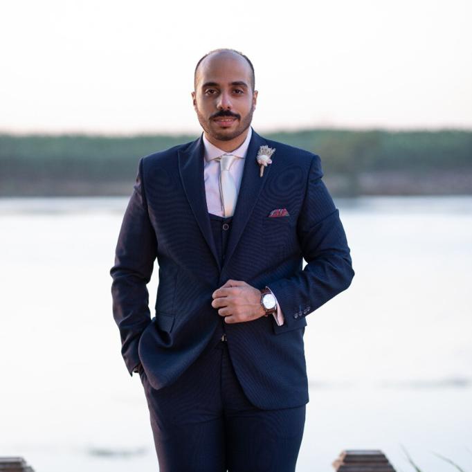 CEO , crypto expert, consultant 