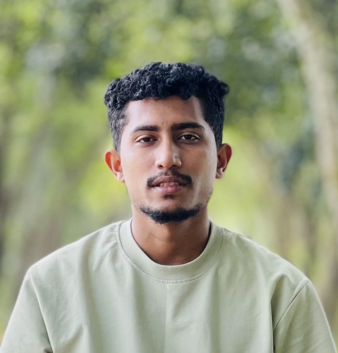 Community Manager / Moderator 