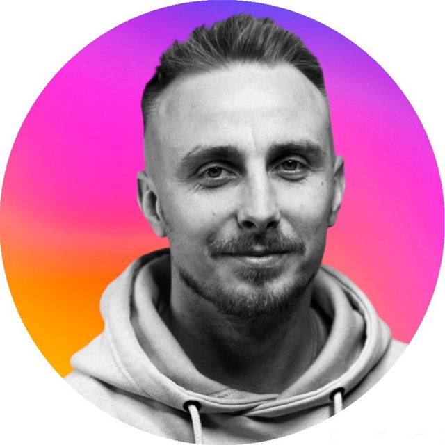 Crypto Marketing Manager, Creative Director