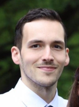Senior Community Manager