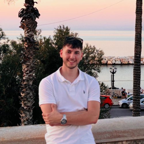 Crypto Data Analyst | Python & On-Chain Metrics