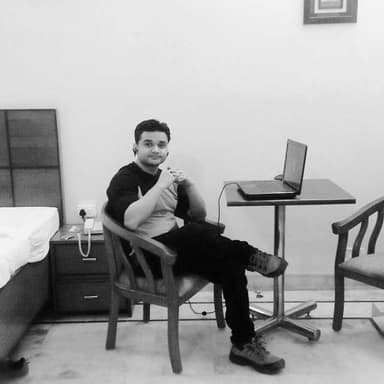 Intern crypto trader