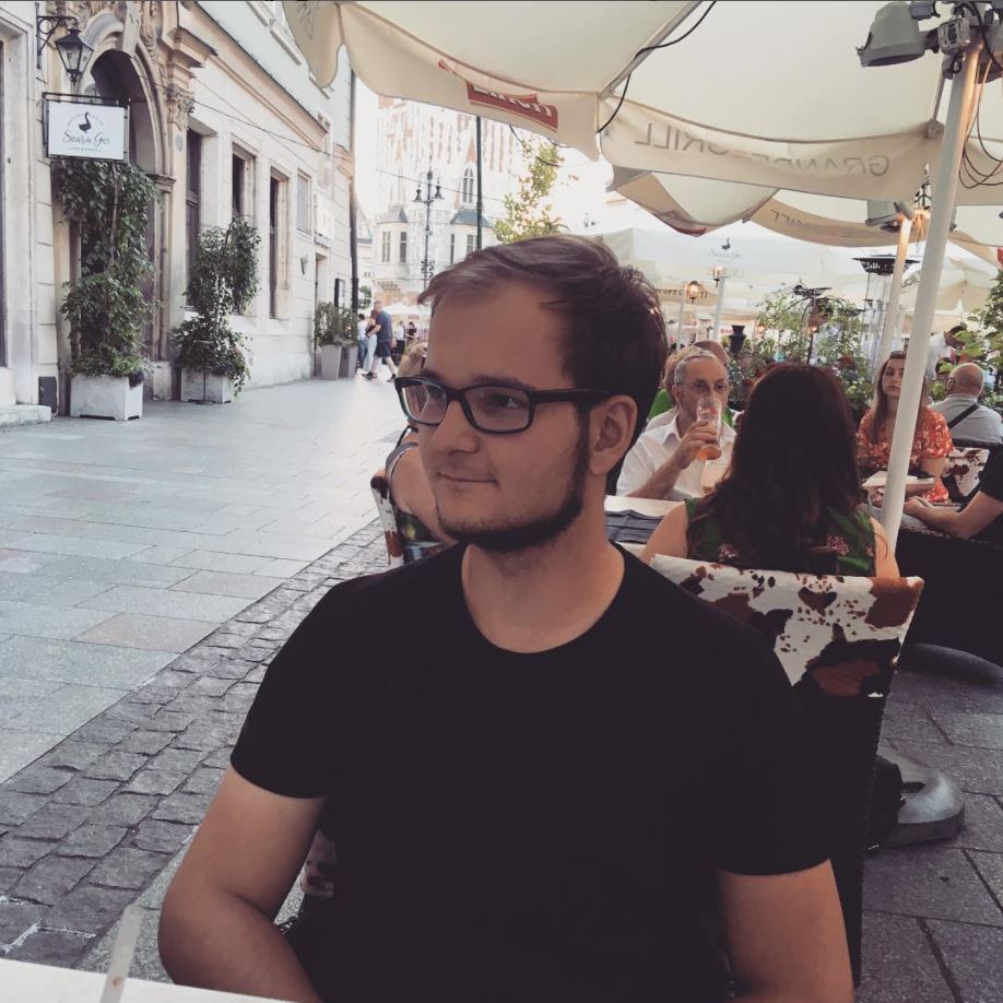 Product UI/UX Designer