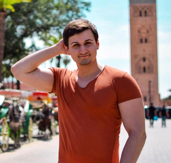 Social Media Manager and Cryptocurrency Trader