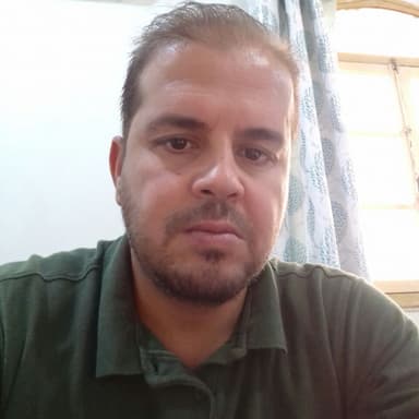 COMMUNITY MANAGER