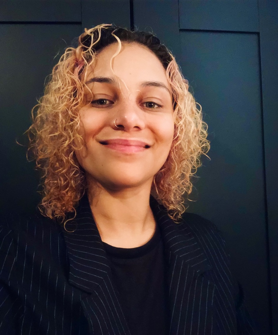 Graphic Designer & Social Media Expert 
