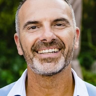 DeFi Entrepreneur | Blockchain & Crypto Strategist | Ex-IT Business Owner