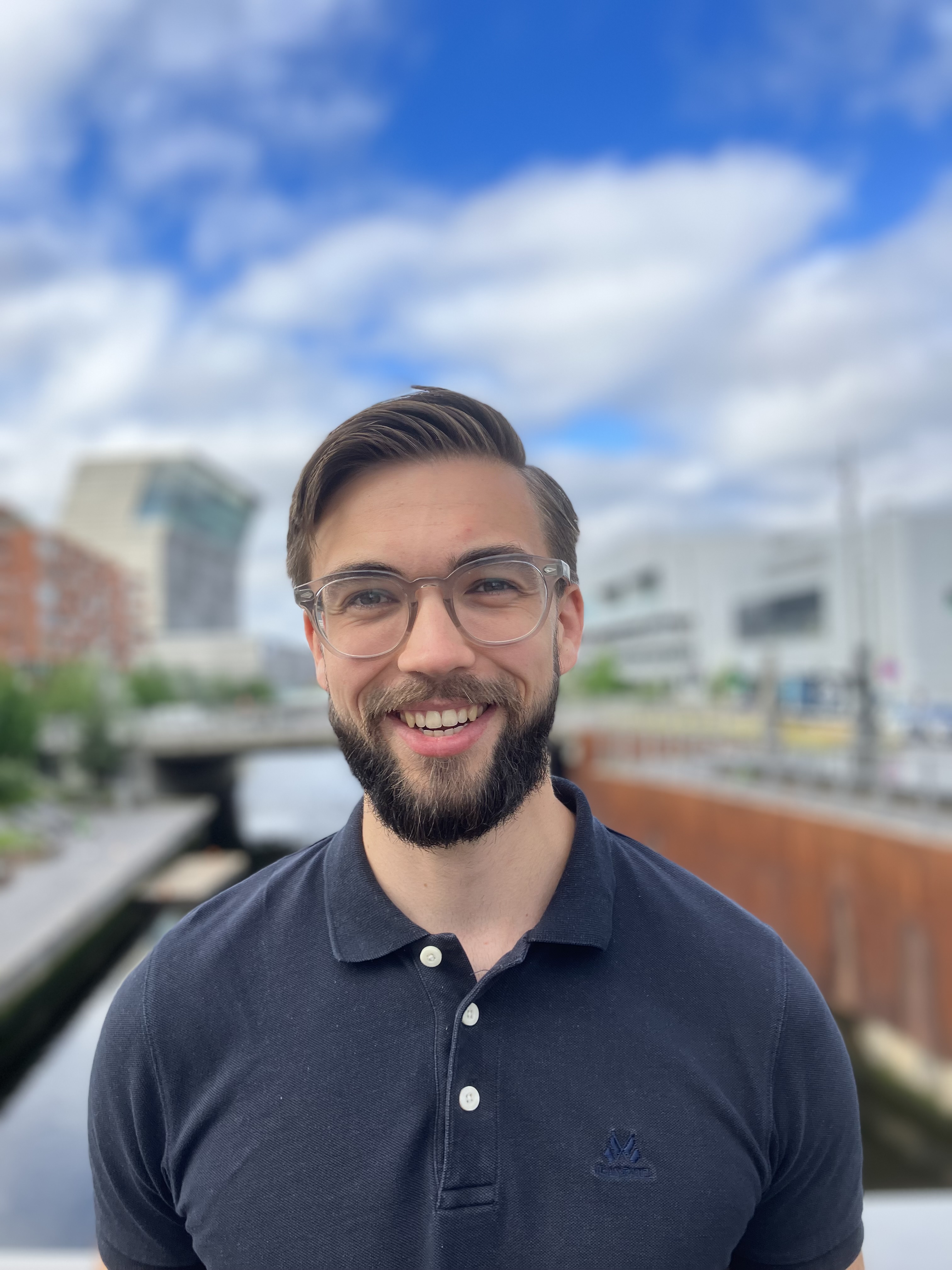 Smart Contract Security Researcher 