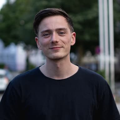 Brand Manager / Advertiser / Growth Hacker