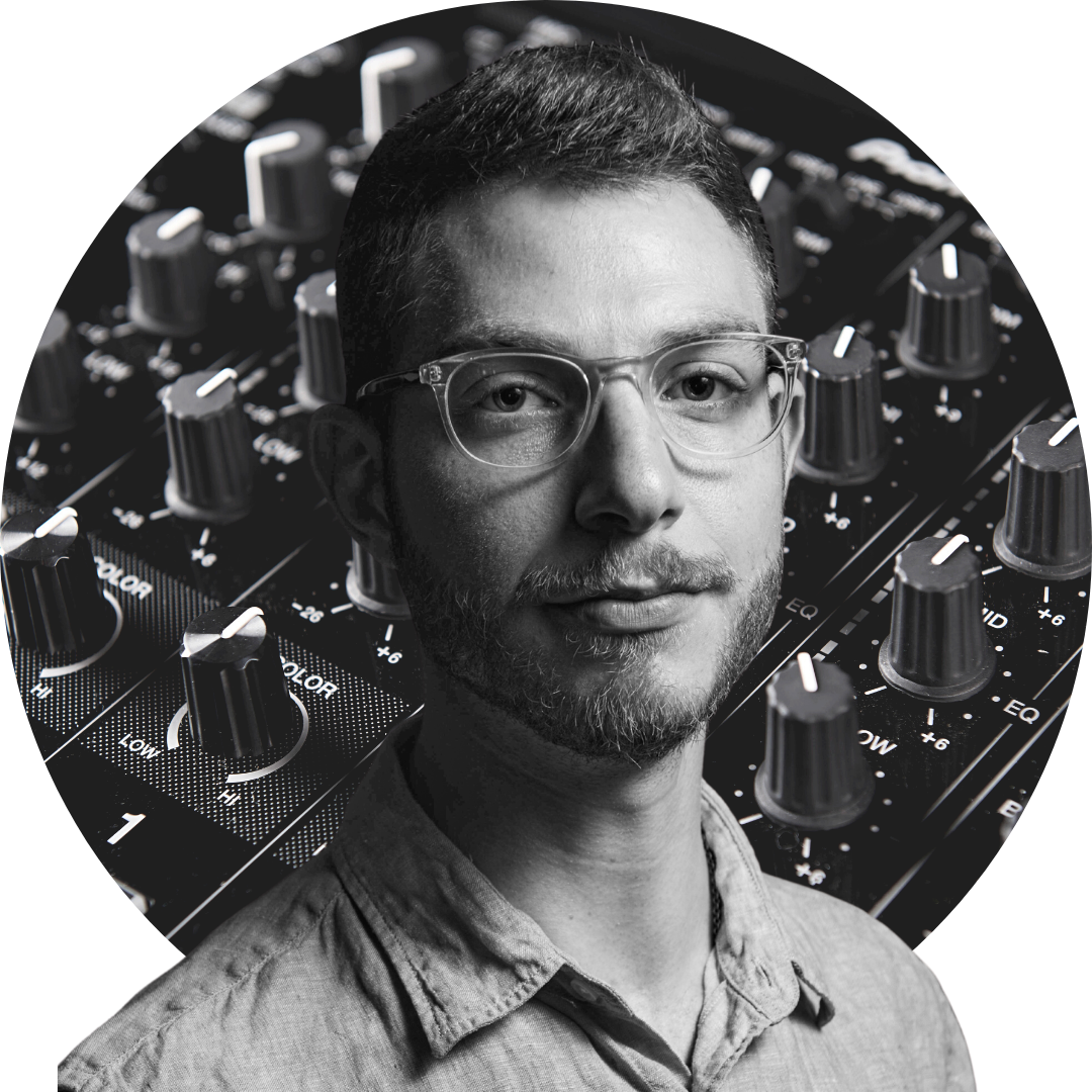 Undercover Crypto Lover