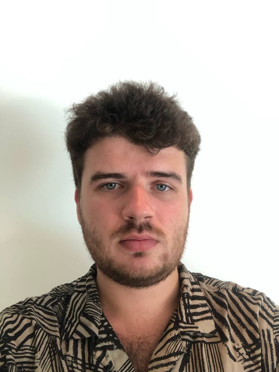 Full-Stack Developer | Web3 Engineer | Solana Hackathon Winner