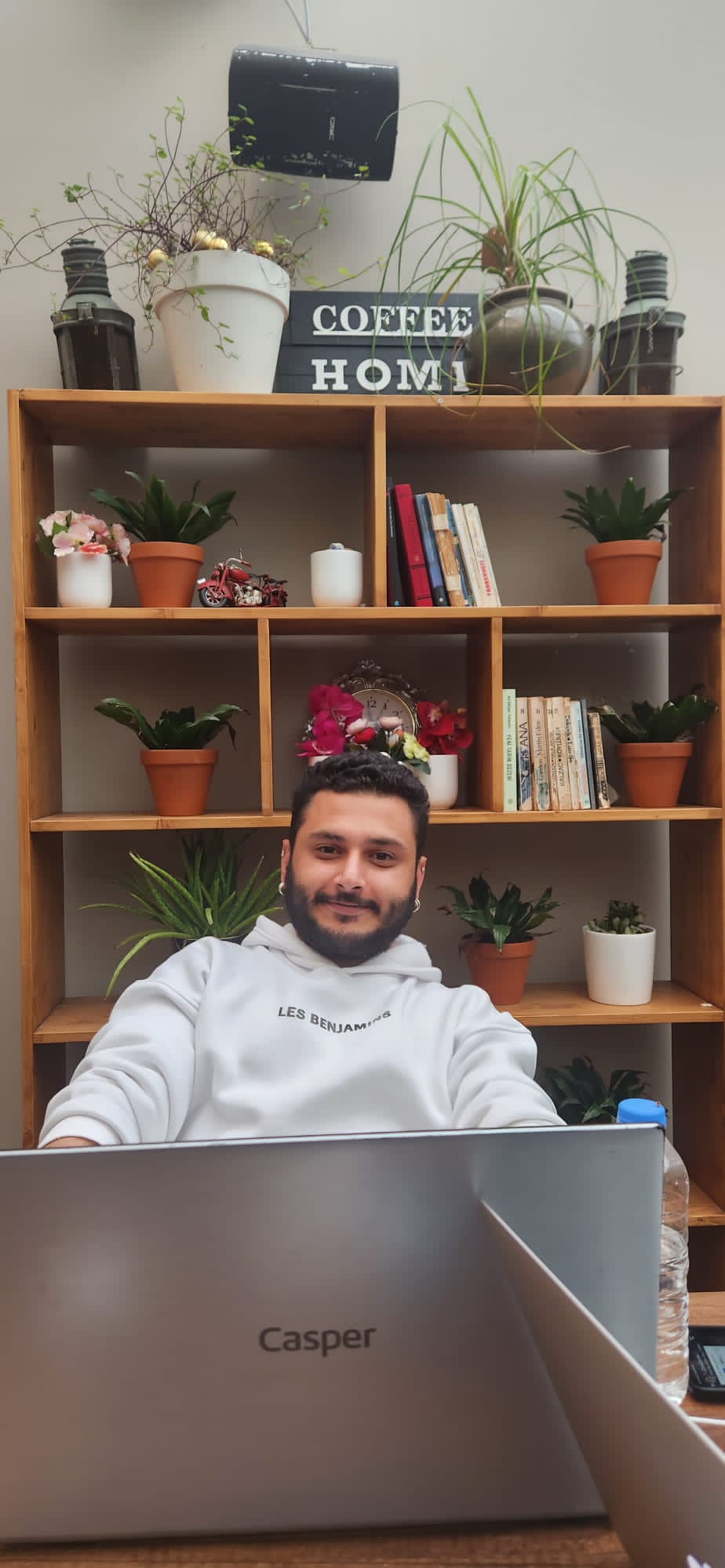 Social Media and Community Manager