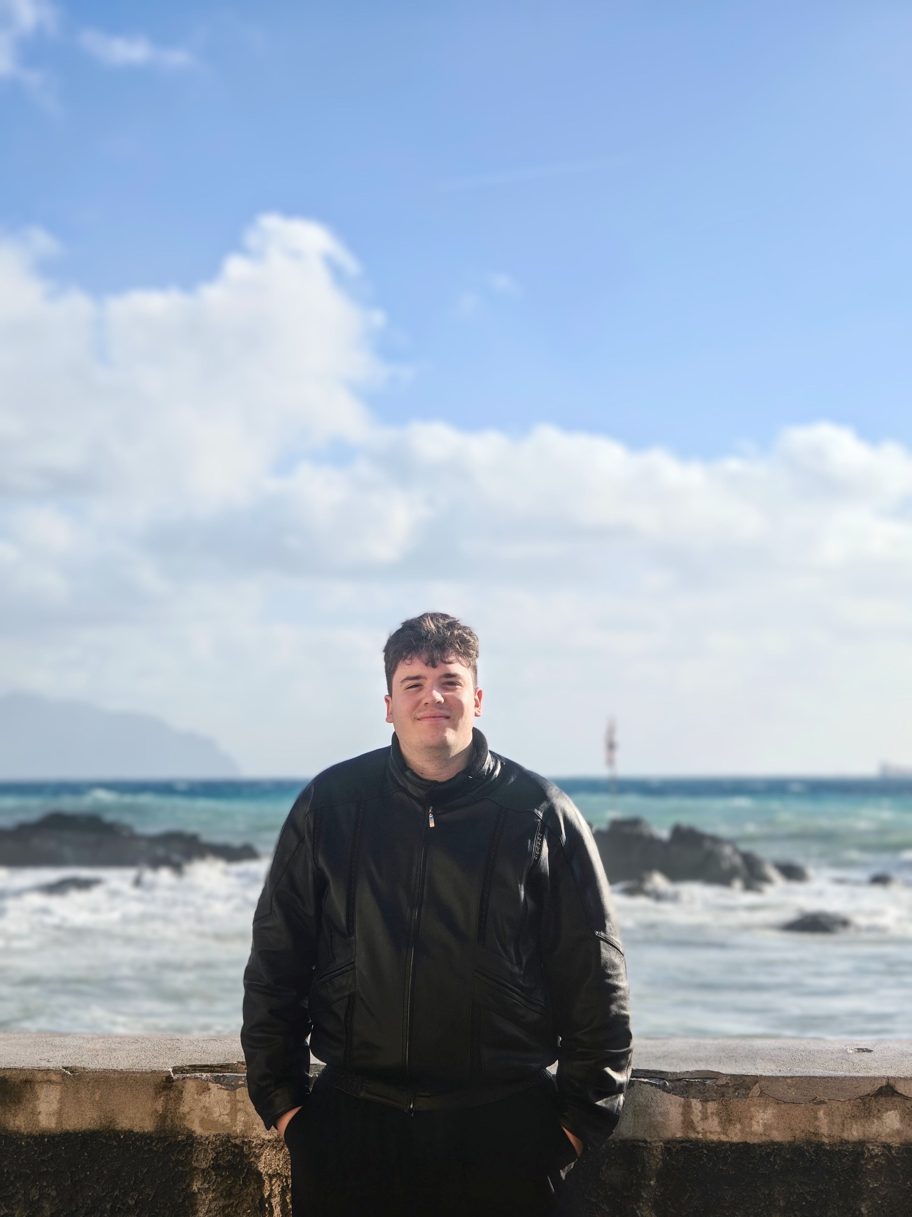 Full-Stack Developer | Blockchain | Web3 // <​React, Next.js​> // <​NestJS​> // <​Solidity​>