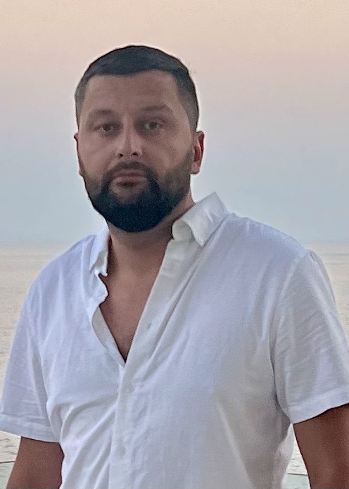 Ecommerce Business Owner/Crypto Trader