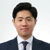 Crypto Analyst & Assistant to CEO