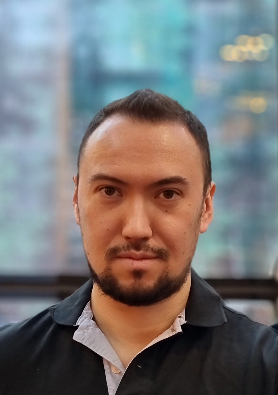 Head of Growth / Growth Hacker