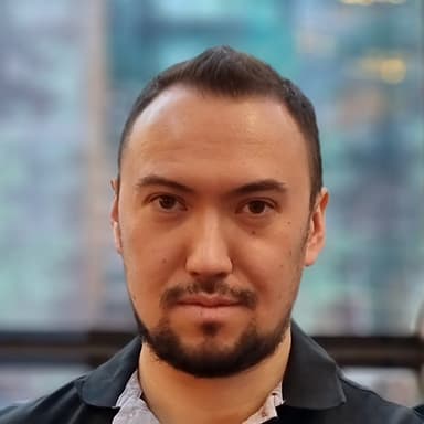 Head of Growth / Growth Hacker