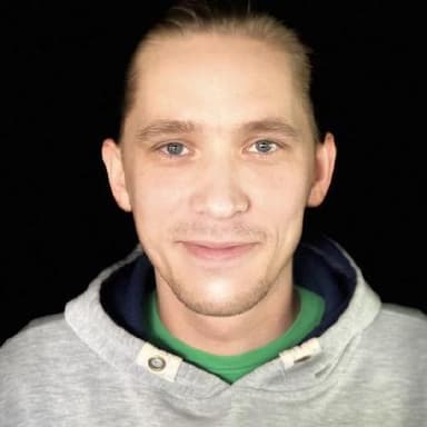Senior Frontend Engineer · Web3 / DeFi · 5+ years