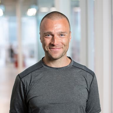 Full-stack engineer + Team lead
