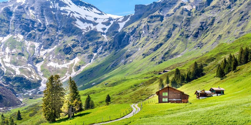 Switzerland - Top Crypto-Friendly Countries in 2025.jpg